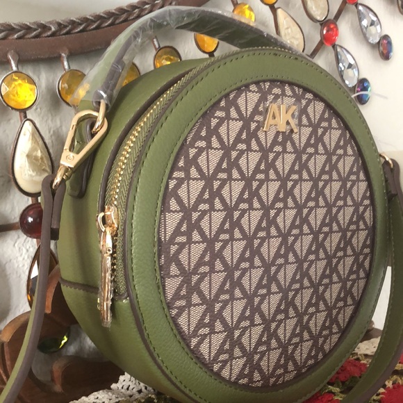 NWT Anne Klein Convertible Crossbody - Picture 4 of 9